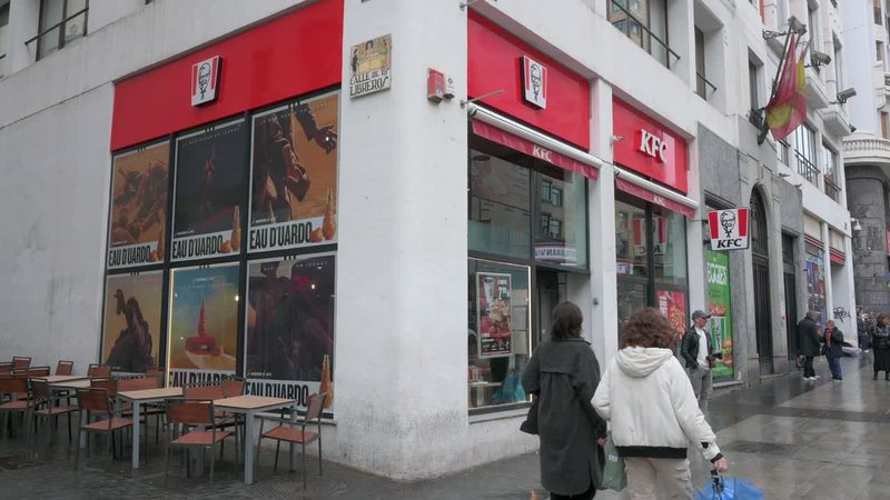 Descubre El Misterioso Camino de los Pollos en el Casino de España